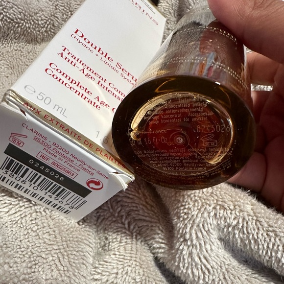 Clarins 1.6 oz Double Serum - Picture 4 of 5